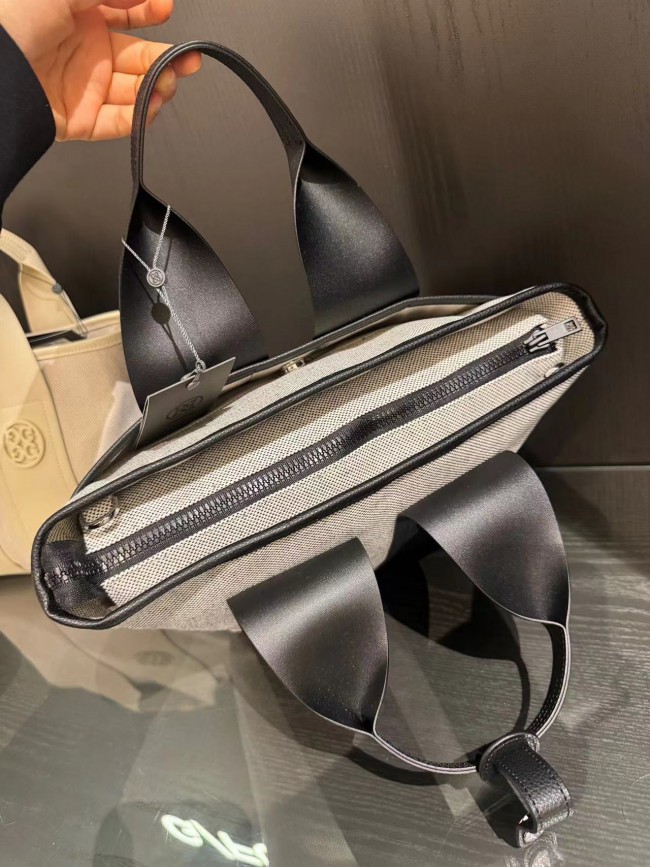 e1b18f6d75cfd24e98075c7591146f9e_1749631355_3742.jpg e1b18f6d75cfd24e98075c7591146f9e_1749631355_3742.jpg