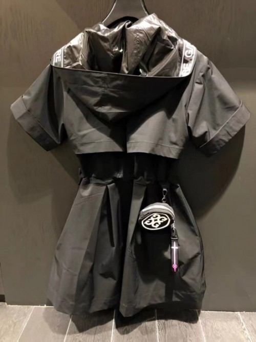 지포어 여성 반팔 집업 후드 1746944361