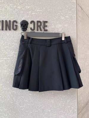 어메이징크리 스커트 1746946583