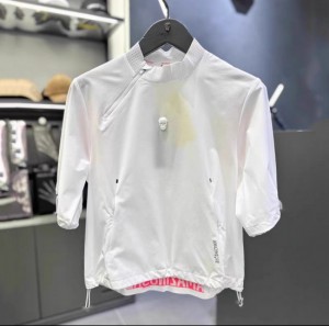 어메이징크리 여성 반팔티 1746947162